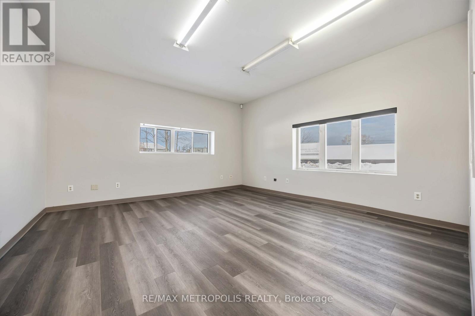 D - 281 Campbell Street, Sarnia, Ontario  N7T 2H2 - Photo 11 - X12677810