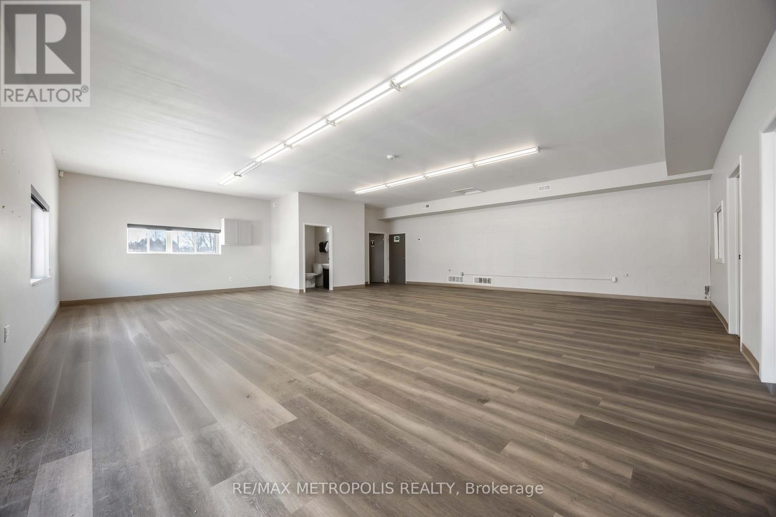 D - 281 Campbell Street, Sarnia, Ontario  N7T 2H2 - Photo 12 - X12677810