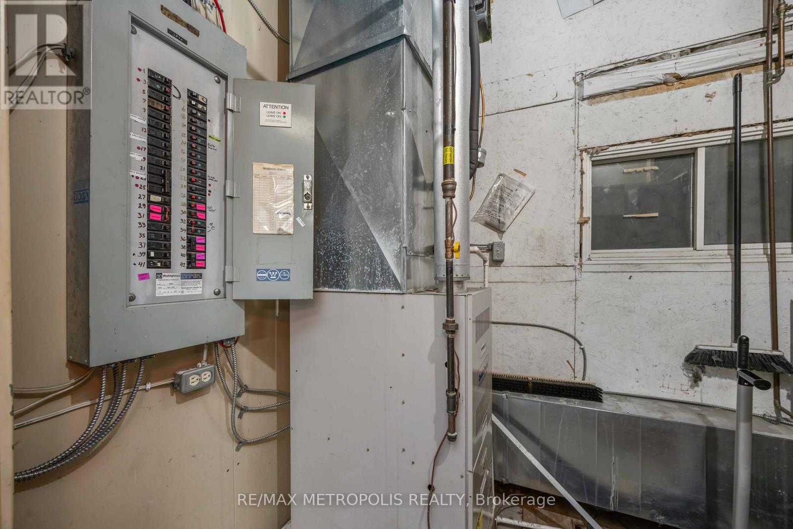 D - 281 Campbell Street, Sarnia, Ontario  N7T 2H2 - Photo 19 - X12677810