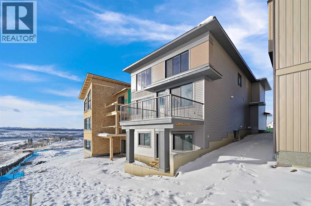 68 Heritage Ridge, Cochrane, Alberta  T4C 2J8 - Photo 33 - A2273193
