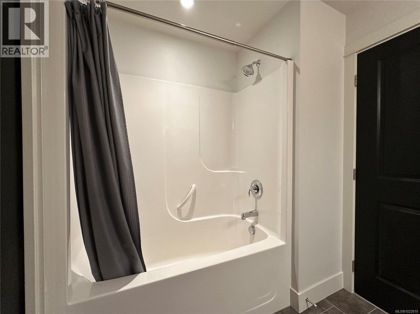 3 6183 Nitinat Way, Nanaimo, British Columbia  V9V 0A9 - Photo 27 - 1022819