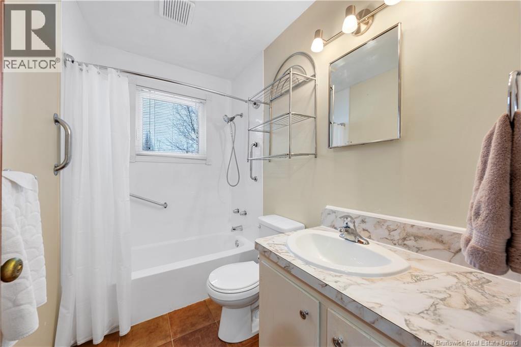 35 Hedgewood Drive, Moncton, New Brunswick  E1E 2W4 - Photo 18 - NB131887