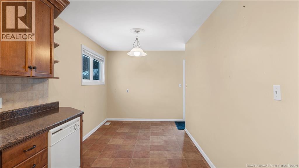 35 Hedgewood Drive, Moncton, New Brunswick  E1E 2W4 - Photo 9 - NB131887