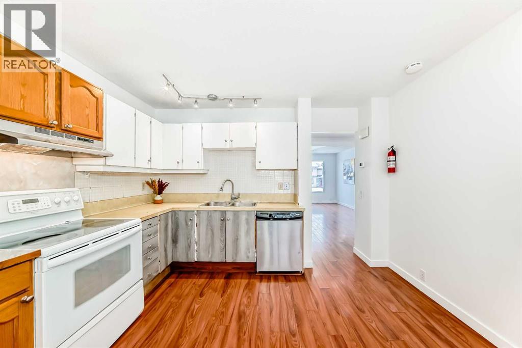 51a Fonda Green Se, Calgary, Alberta  T2A 5S4 - Photo 10 - A2277840