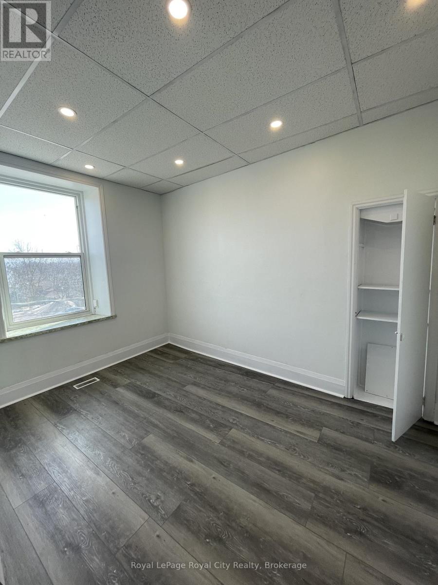 5 - 21 Gordon Street, Guelph (Downtown), Ontario  N1H 4G8 - Photo 4 - X12677926