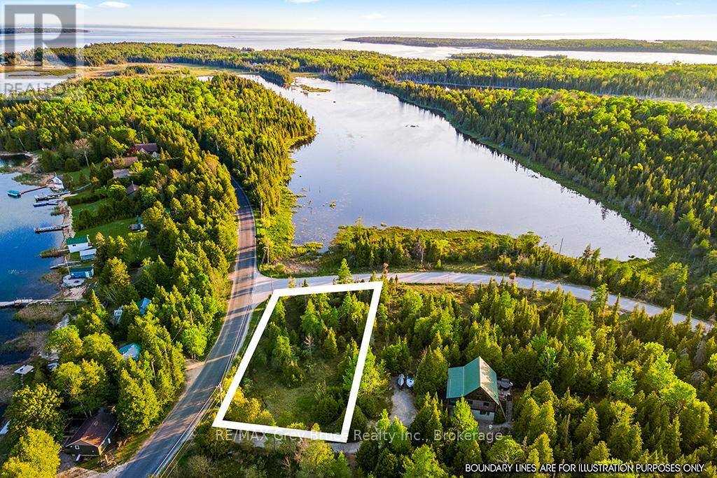 Unit 39 Tamarac Road, Northern Bruce Peninsula, Ontario  N0H 2M0 - Photo 6 - X12677946