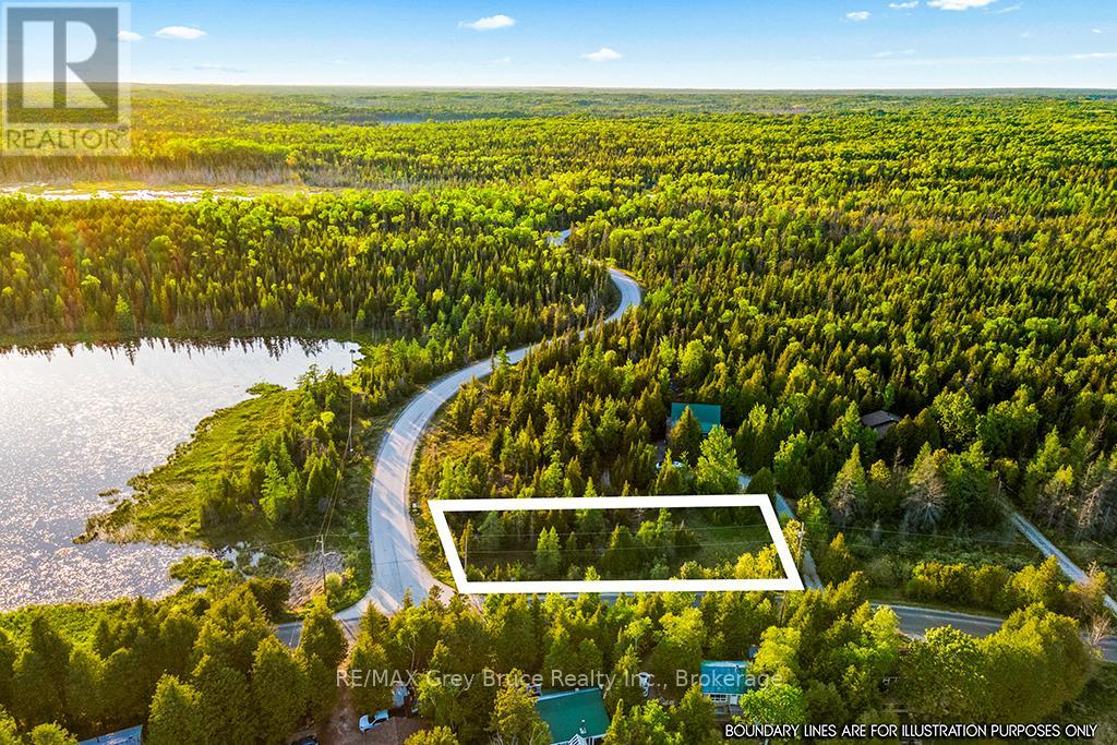 Unit 39 Tamarac Road, Northern Bruce Peninsula, Ontario  N0H 2M0 - Photo 8 - X12677946