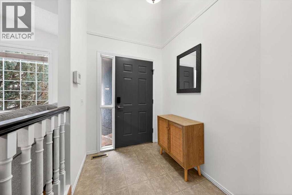 22 Shawinigan Rise Sw, Calgary, Alberta  T2Y 1Z6 - Photo 7 - A2277714