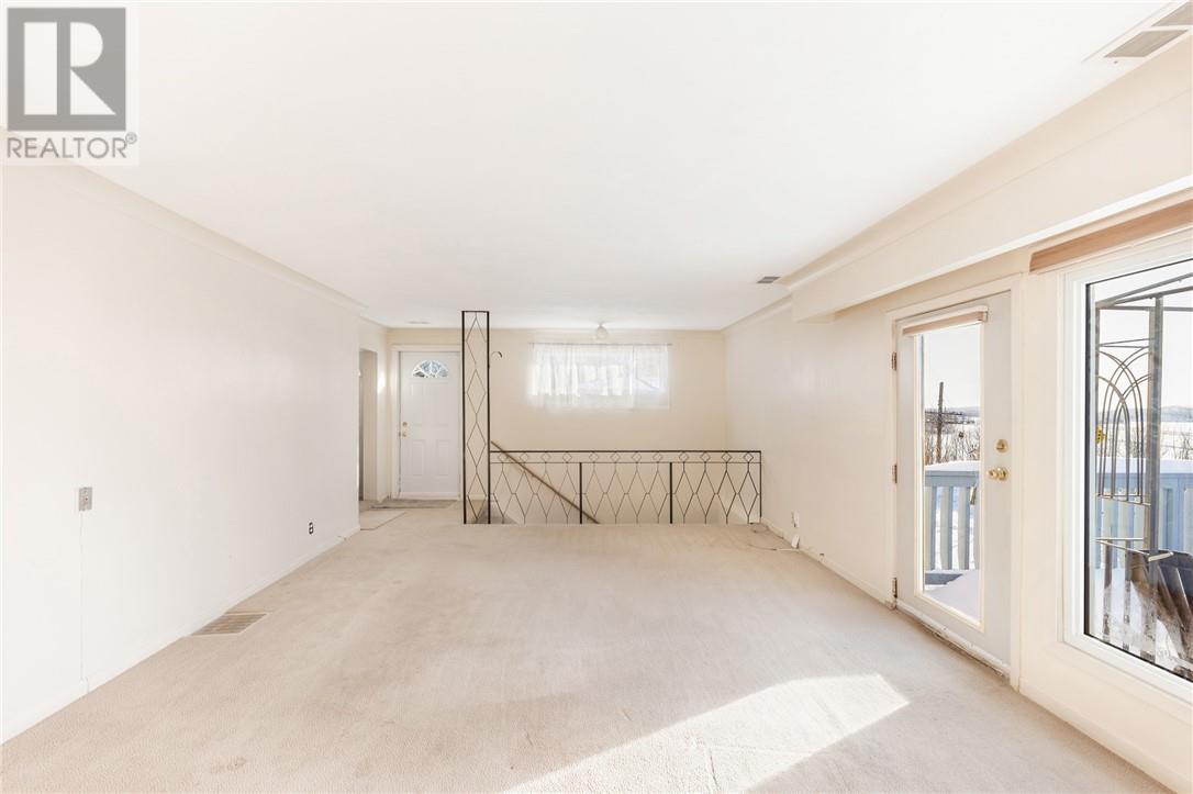 141 Shappert Avenue, Sudbury, Ontario  P3B 3J2 - Photo 6 - 2126015