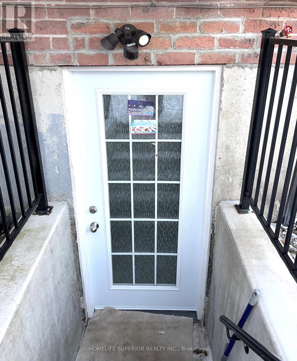 9 Nuttall Street, Brampton, Ontario  L6S 4W3 - Photo 21 - W12677900