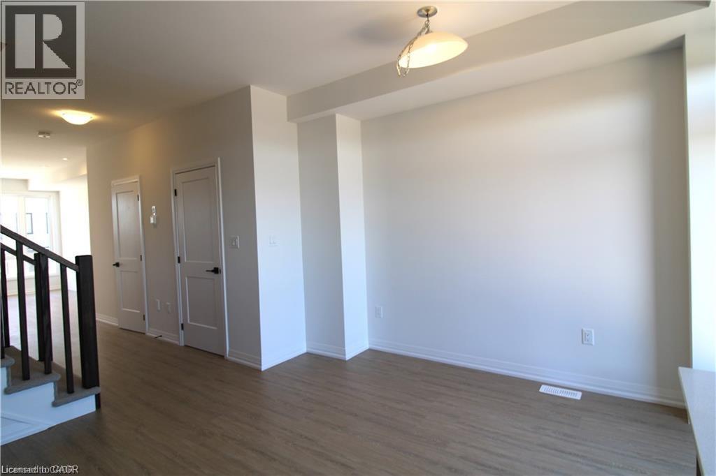 55 Tom Brown Drive Unit# 91, Paris, Ontario  N3L 0K6 - Photo 8 - 40773299