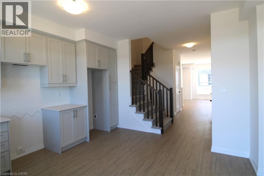 55 Tom Brown Drive Unit# 91, Paris, Ontario  N3L 0K6 - Photo 9 - 40773299