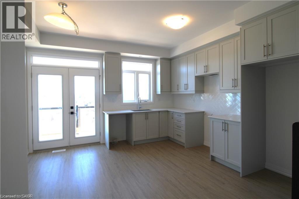 55 Tom Brown Drive Unit# 91, Paris, Ontario  N3L 0K6 - Photo 6 - 40773299