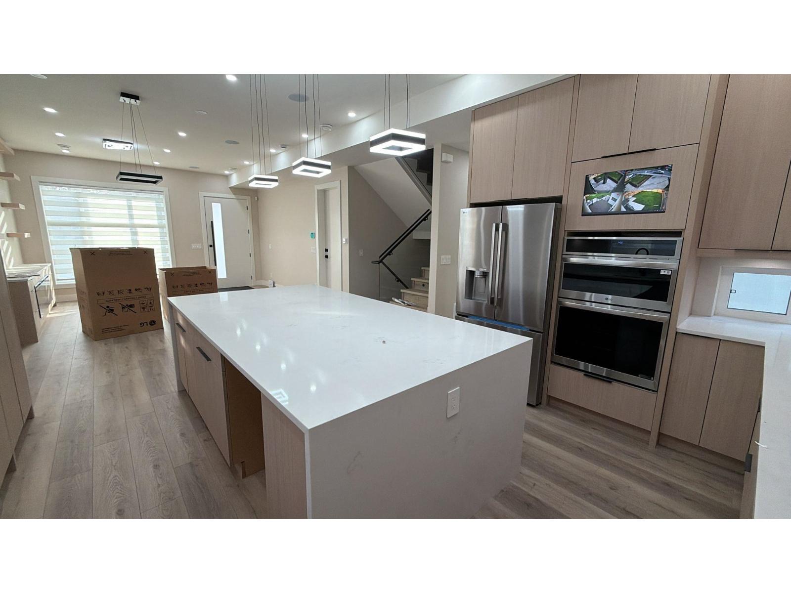 8869 115 Street, Delta, British Columbia  V4C 5P2 - Photo 2 - R3077424