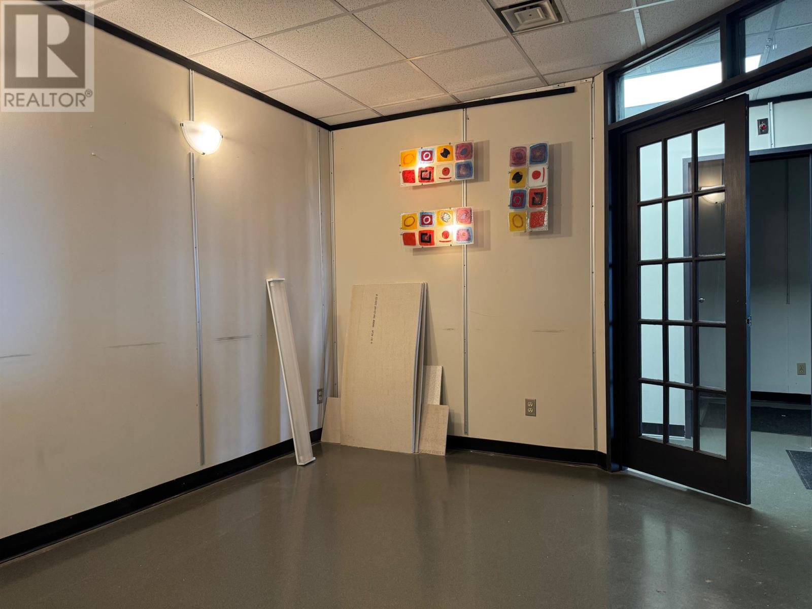 212 Queen St, Sault Ste. Marie, Ontario  P6A 5X8 - Photo 4 - SM260061