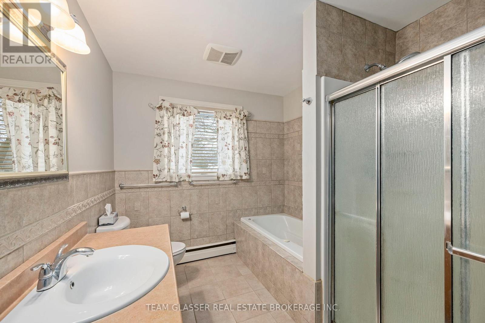 78 Dennis Avenue, London South, Ontario  N6P 1B5 - Photo 22 - X12677838