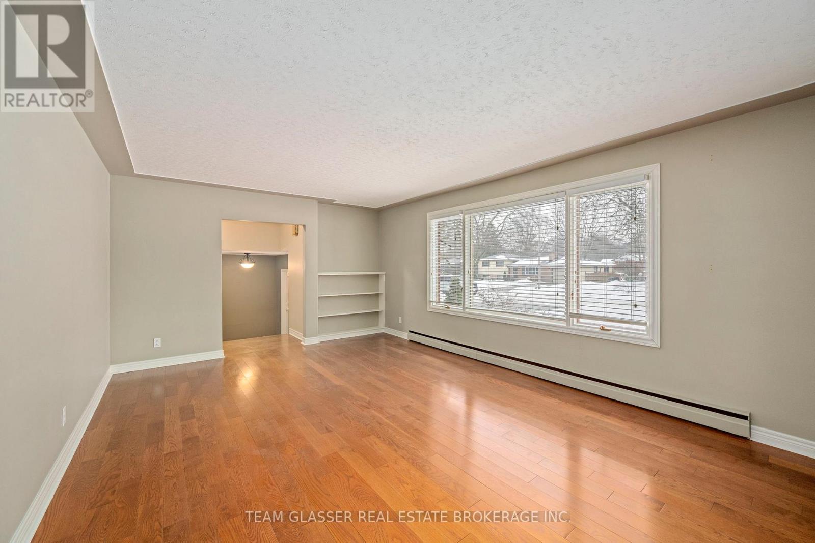 78 Dennis Avenue, London South, Ontario  N6P 1B5 - Photo 8 - X12677838