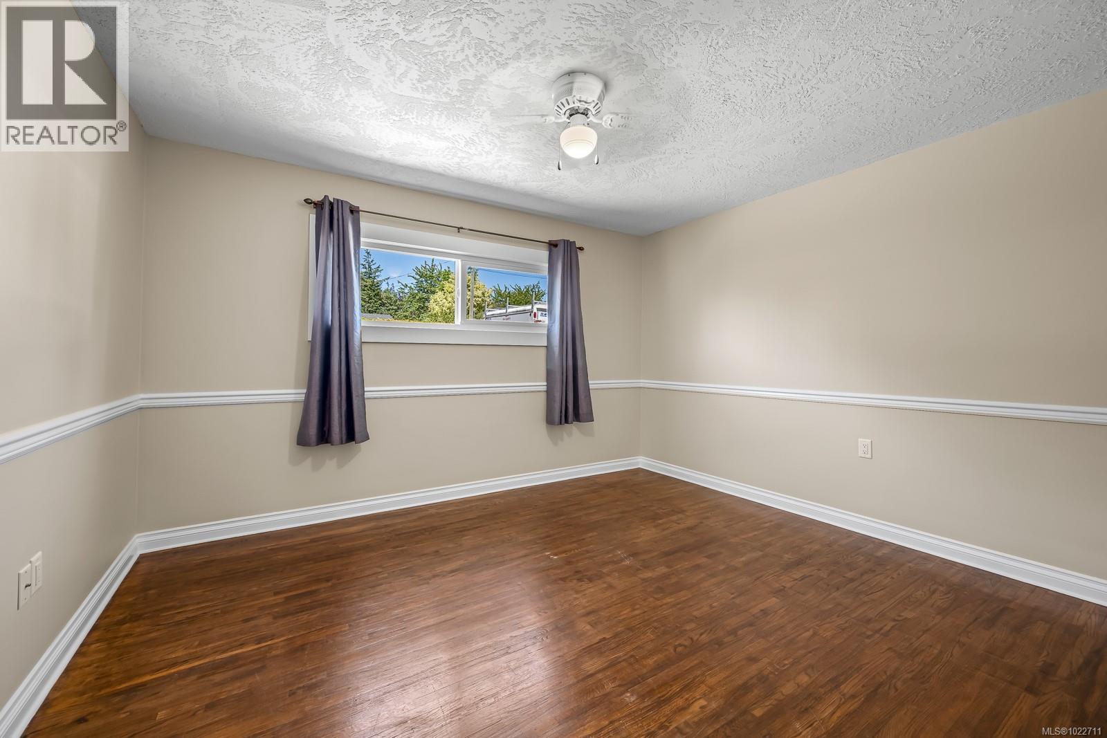 1825 Robb Ave, Comox, British Columbia  V9M 2C9 - Photo 13 - 1022711