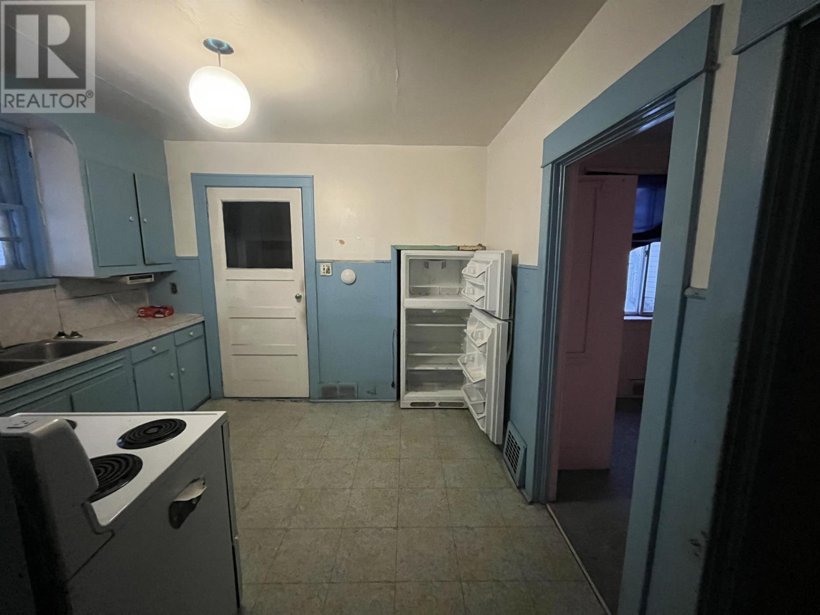 142 Banning Street, Thunder Bay, Ontario  P7B 3H9 - Photo 14 - TB2600027