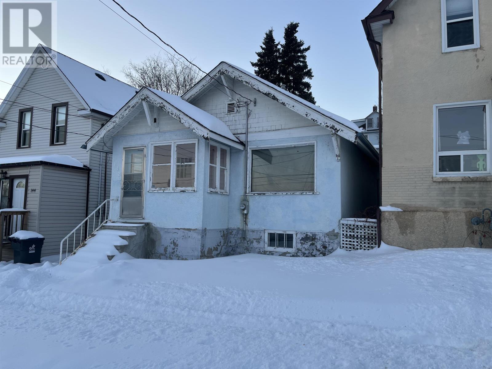 142 Banning Street, Thunder Bay, Ontario  P7B 3H9 - Photo 2 - TB2600027
