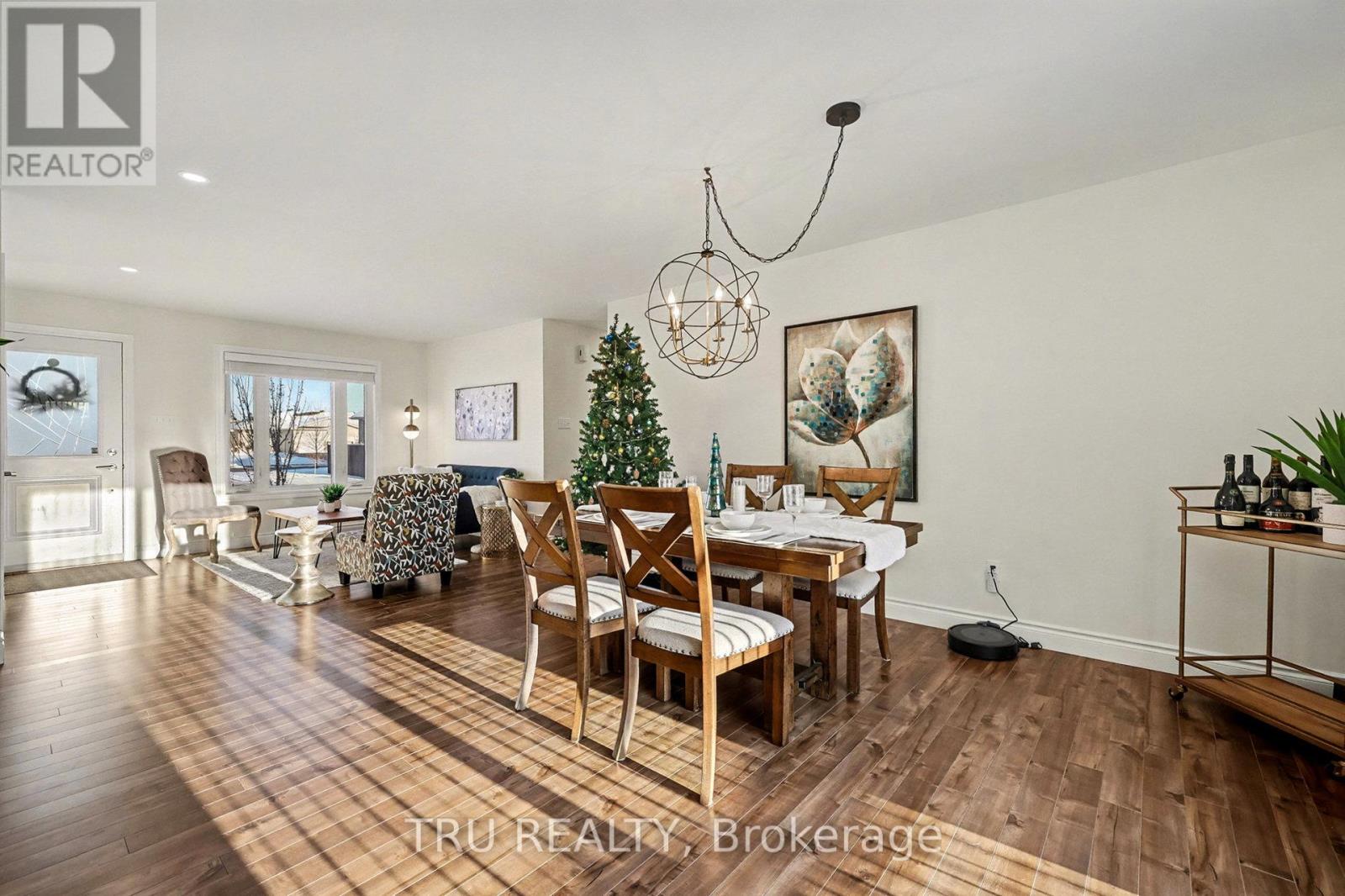 24 Otteridge Avenue, Renfrew, Ontario  K7V 0A1 - Photo 7 - X12677848