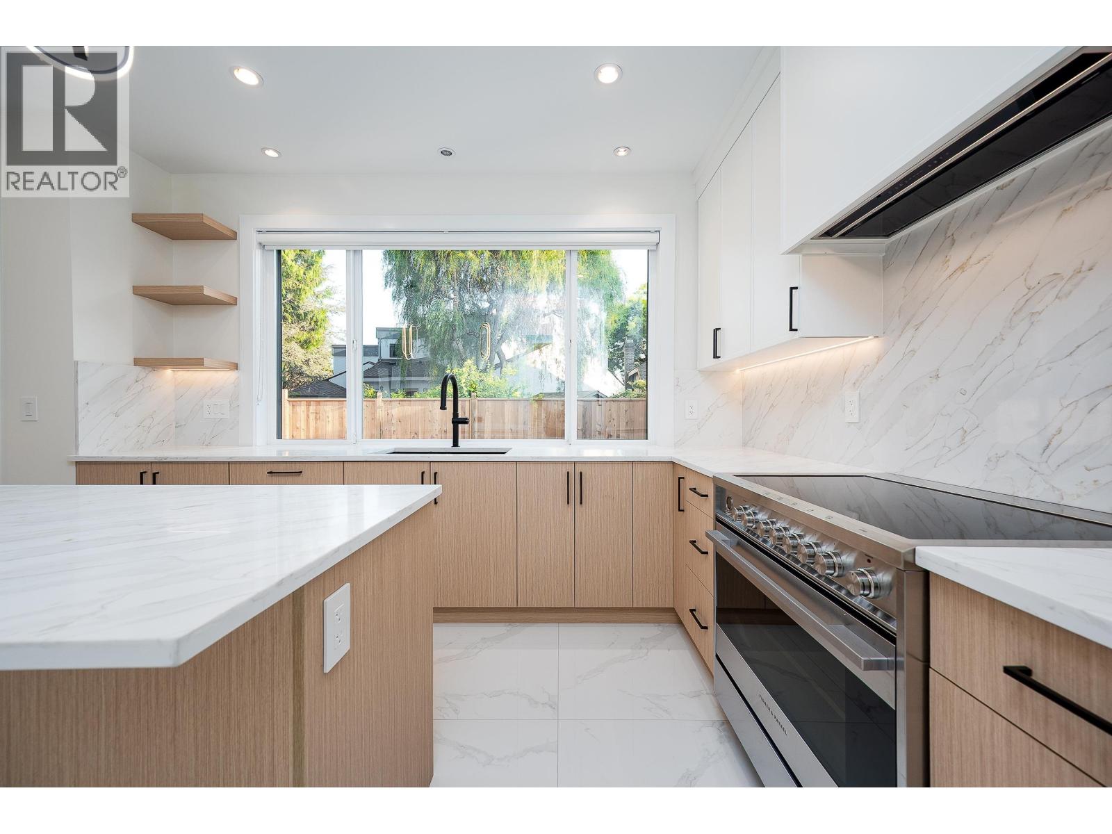 4246 Williams Road, Richmond, British Columbia V0V 0V0 - Photo 14 - R3077518