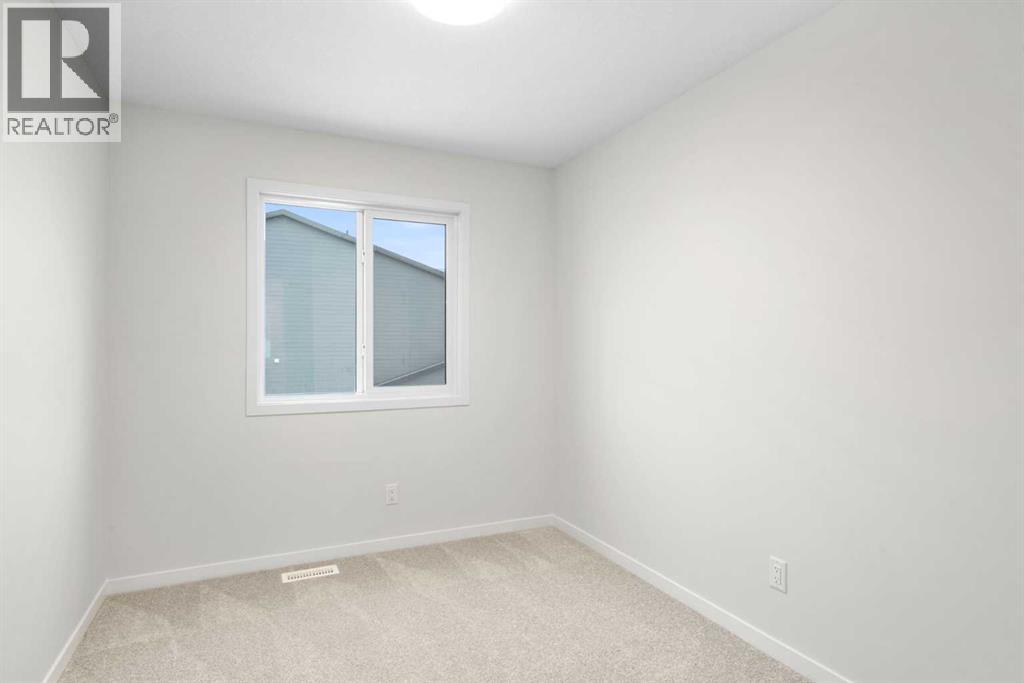 107 Royston Way Nw, Calgary, Alberta  T3L 0M4 - Photo 36 - A2277807