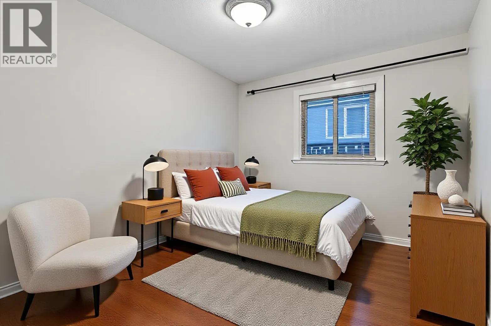 7332 1st Street, Burnaby, British Columbia V3N 3S8 - Photo 11 - R3077507