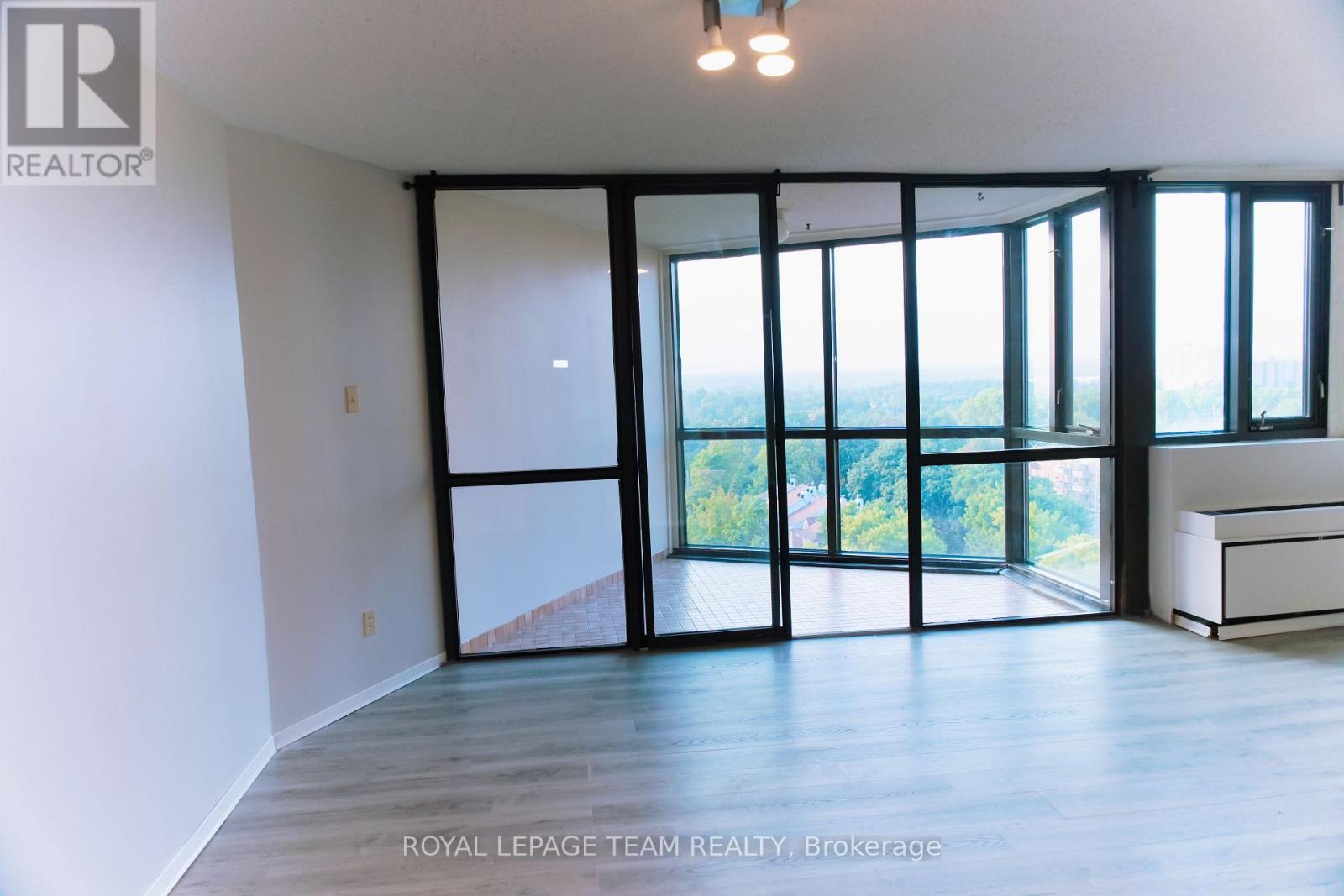 1516 - 2871 Richmond Road, Ottawa, Ontario  K2B 8M5 - Photo 5 - X12312185