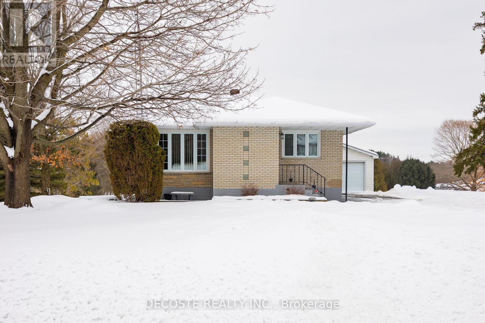 20676 Glen Robertson Road, North Glengarry, Ontario  K0C 1A0 - Photo 2 - X12582726