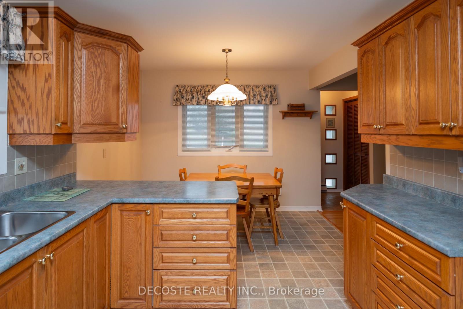 20676 Glen Robertson Road, North Glengarry, Ontario  K0C 1A0 - Photo 6 - X12582726