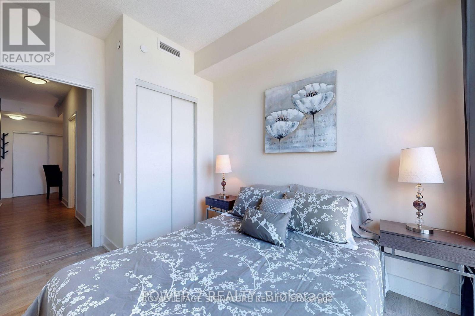 1805 - 30 Roehampton Avenue, Toronto, Ontario  M4P 0B9 - Photo 15 - C12677866