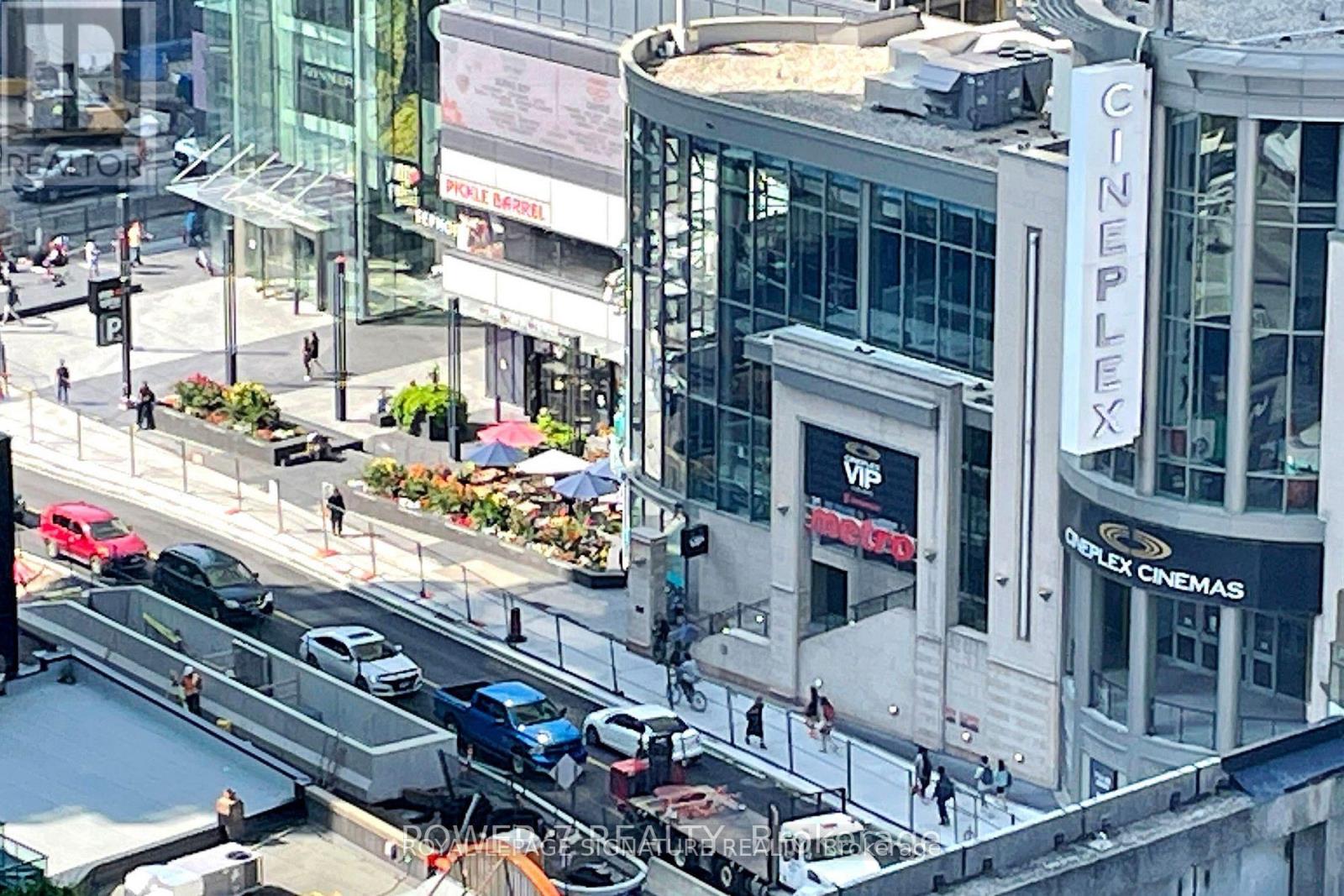 1805 - 30 Roehampton Avenue, Toronto, Ontario  M4P 0B9 - Photo 25 - C12677866