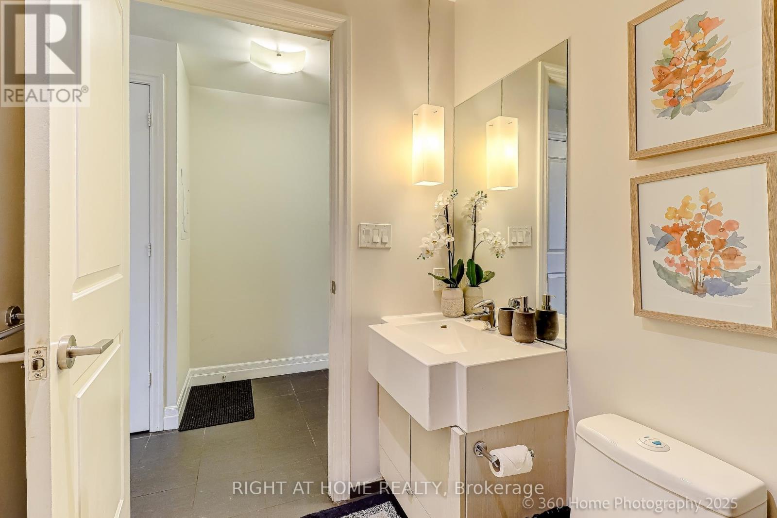 908 - 8 The Esplanade, Toronto, Ontario  M5E 0A6 - Photo 16 - C12677910