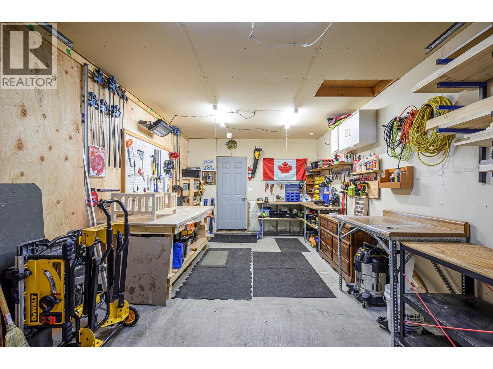 3576 Mountainview Place, Kamloops, British Columbia  V2B 7B4 - Photo 55 - 10372290