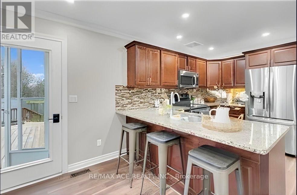 52 Foster Creek Drive, Clarington, Ontario  L1B 1G4 - Photo 16 - E12677834