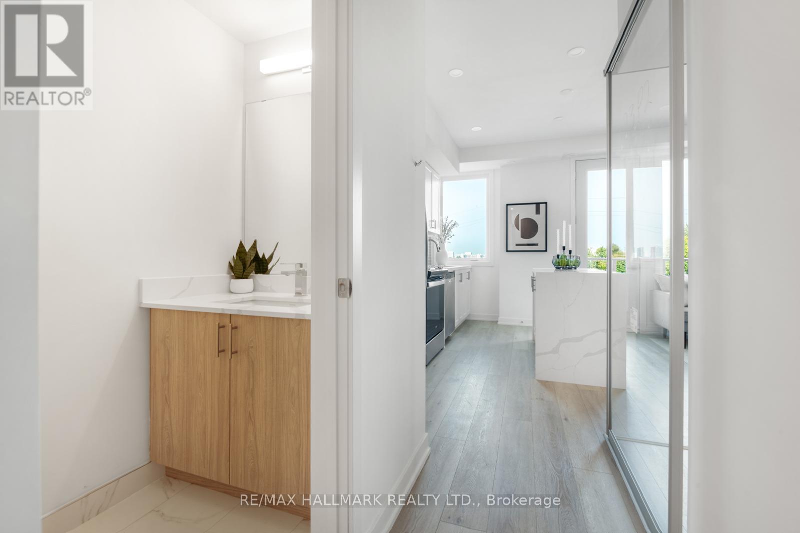 1 - 1483 O'connor Drive, Toronto, Ontario  M4B 2V5 - Photo 8 - E12677850