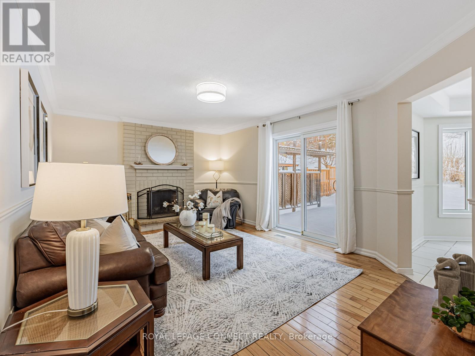 33 Meekings Drive, Ajax, Ontario  L1T 3N6 - Photo 10 - E12677878