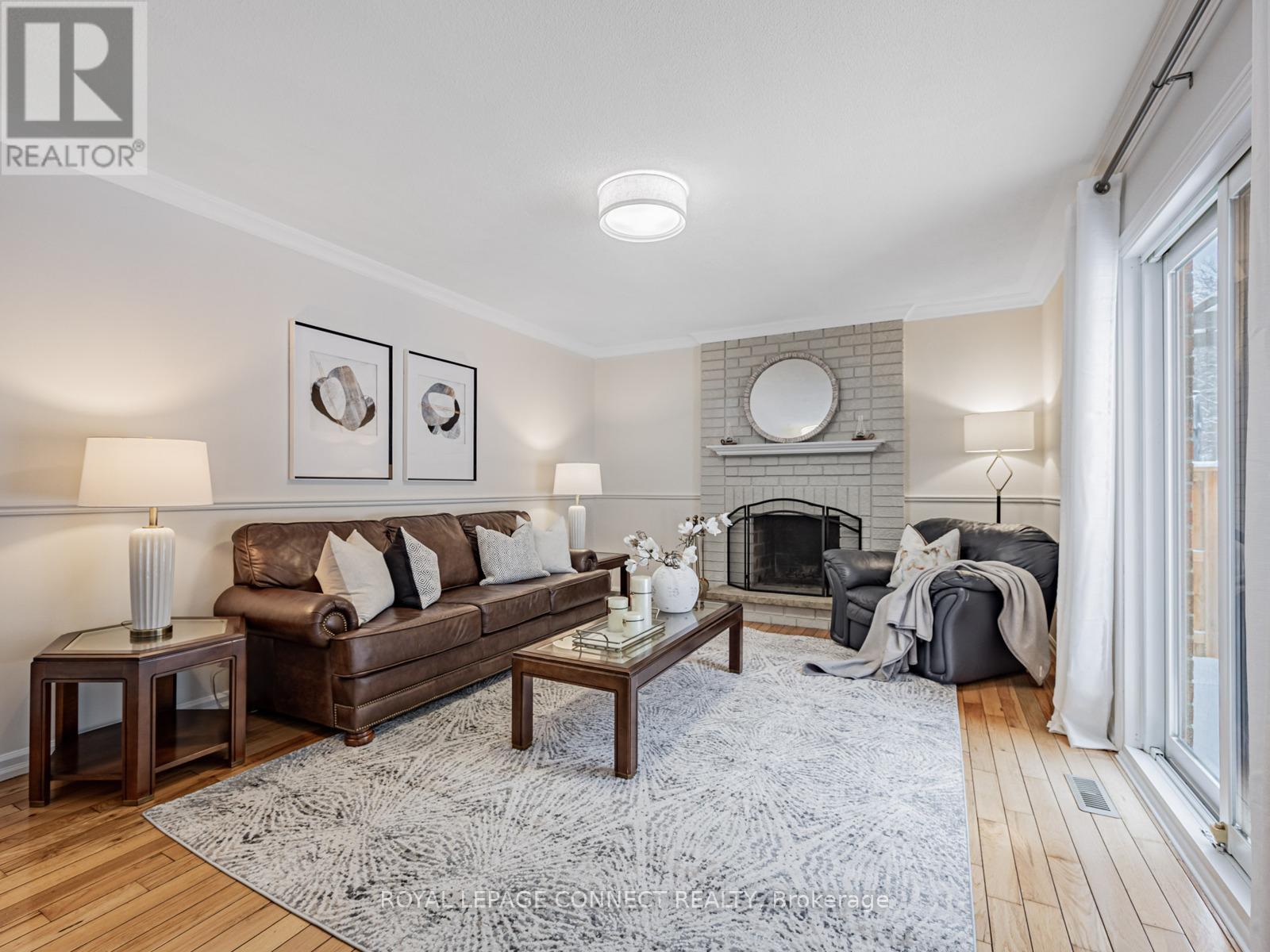 33 Meekings Drive, Ajax, Ontario  L1T 3N6 - Photo 11 - E12677878