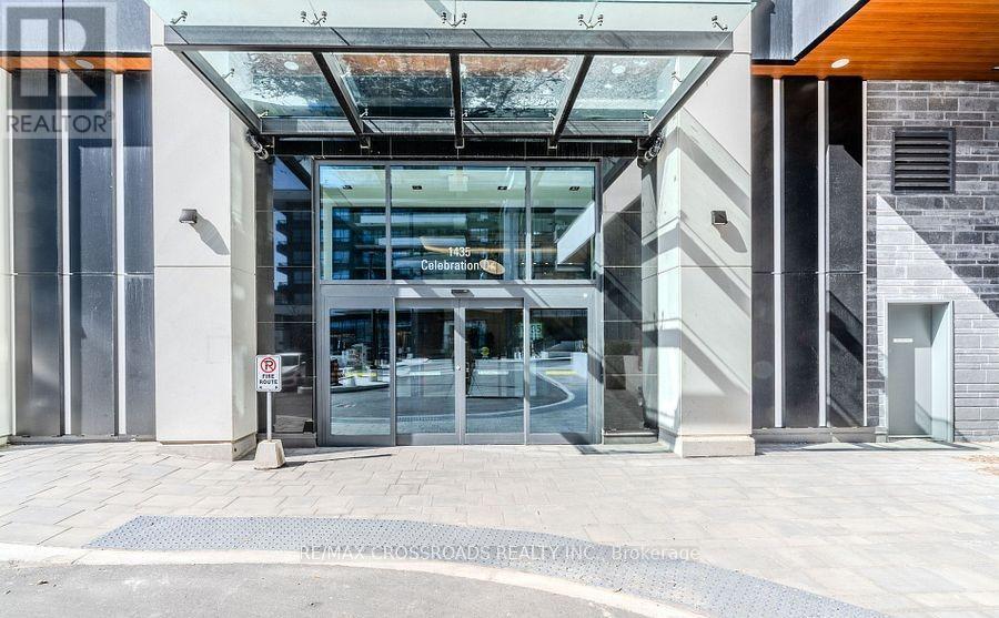 1103 - 1435 Celebration Drive, Pickering, Ontario  L1W 0C4 - Photo 2 - E12677908