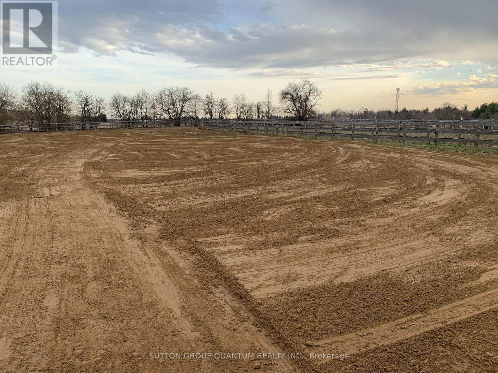 11100 Pine Valley Drive, Vaughan, Ontario  L4L 1A6 - Photo 5 - N12677862