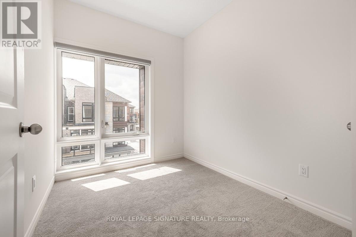 19 Gunton Street, Aurora, Ontario  L4G 4A9 - Photo 13 - N12677956