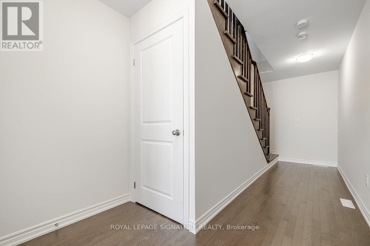 19 Gunton Street, Aurora, Ontario  L4G 4A9 - Photo 17 - N12677956