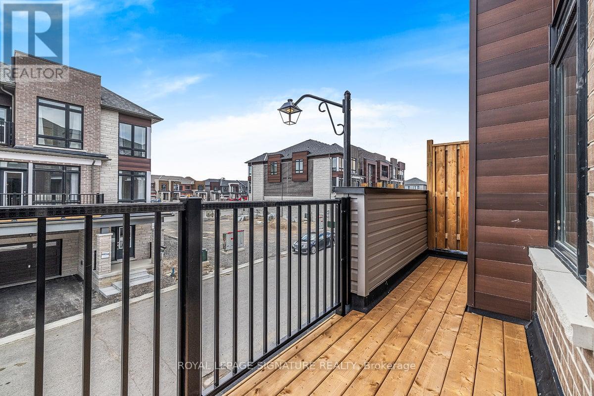 19 Gunton Street, Aurora, Ontario  L4G 4A9 - Photo 20 - N12677956