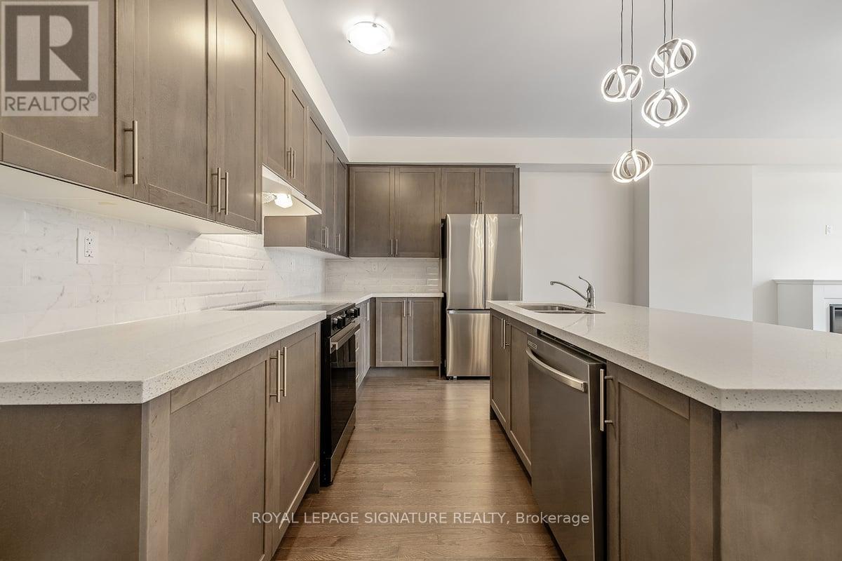 19 Gunton Street, Aurora, Ontario  L4G 4A9 - Photo 9 - N12677956