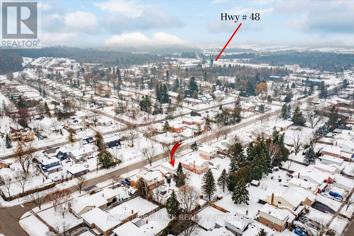 86 Princess Street, East Gwillimbury, Ontario  L0G 1M0 - Photo 33 - N12575072