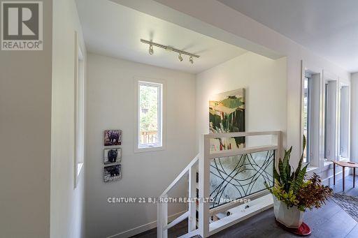 8101 Kings River Road, Ramara, Ontario  L0K 2B0 - Photo 24 - S12677860