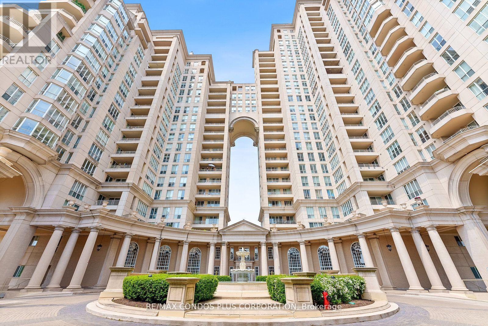 <div class="slider-price">$2,425 Monthly</div><p>609 - 2285 Lake Shore Boulevard W, Toronto, Ontario</p>