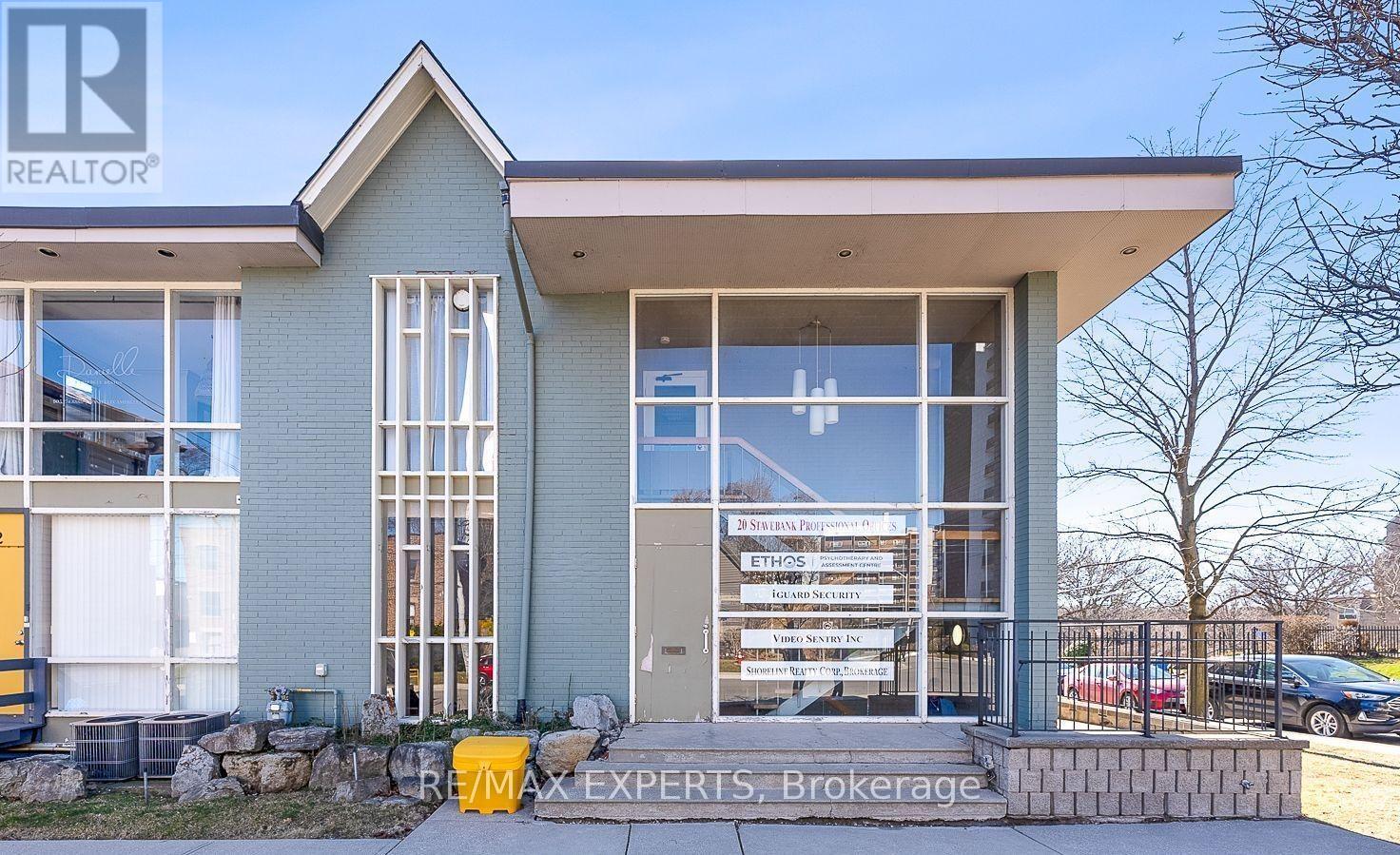 100 - 20 Stavebank Road, Mississauga, Ontario  L5G 2T4 - Photo 15 - W12677882