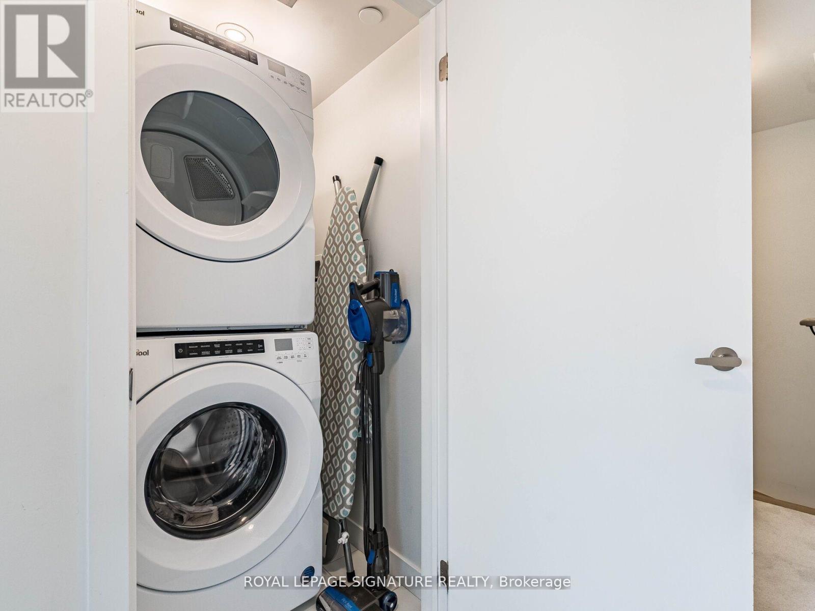 10 - 3425 Ridgeway Drive W, Mississauga, Ontario  L5L 0B9 - Photo 17 - W12677922